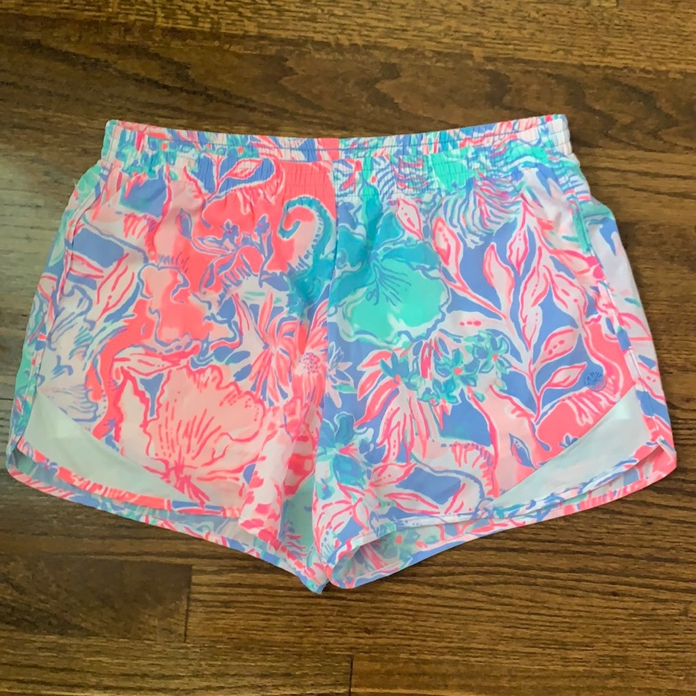 Lilly Pulitzer luxletic shorts floral size small
